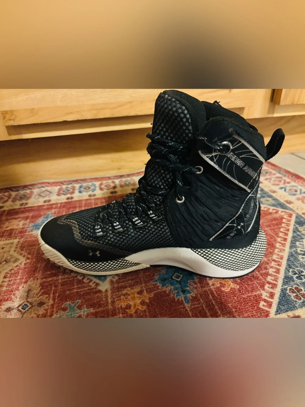Under Armour Women's HOVR Highlight Ace Volleyball Shoes